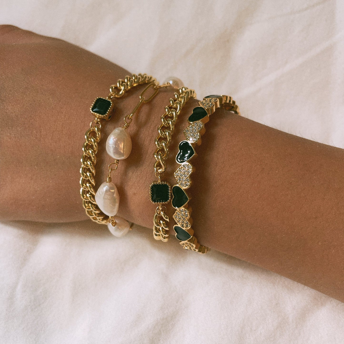 Summer Wind Pearl Bracelet