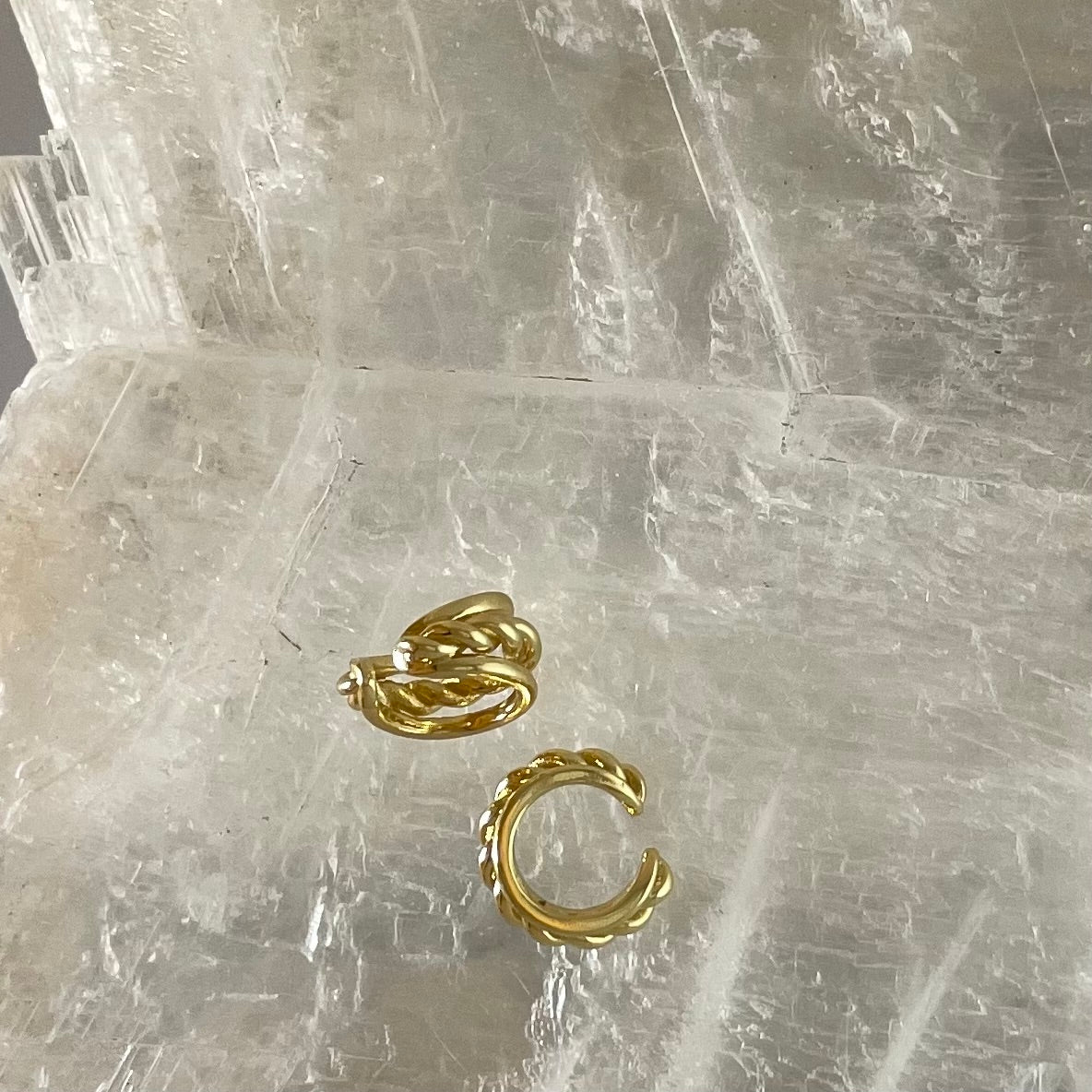 Je t'aime Cuff Earring (Single)