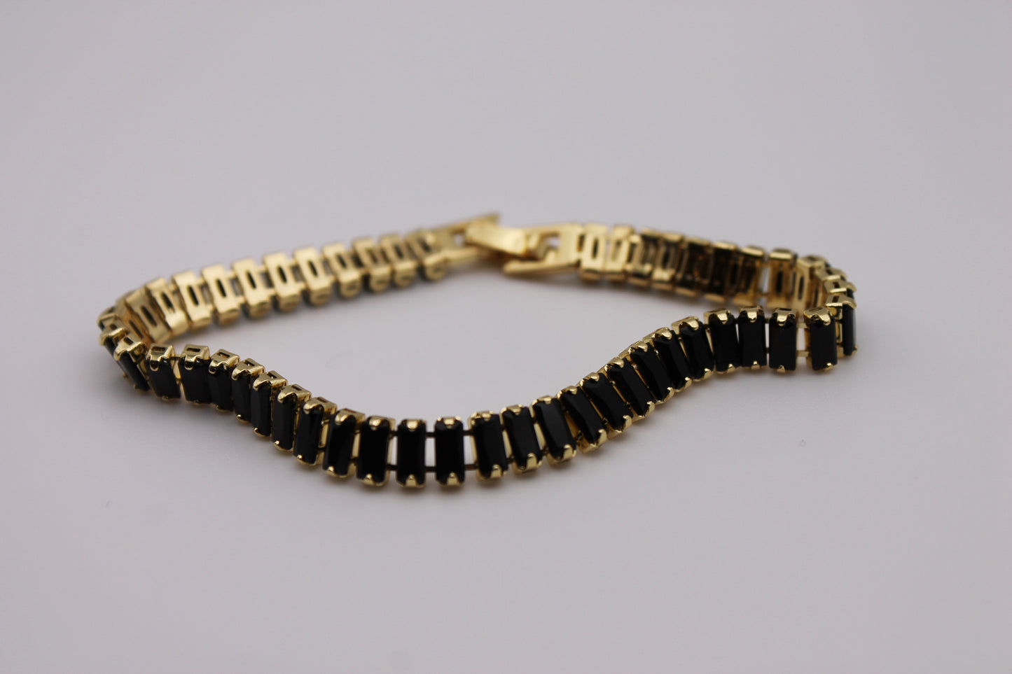 Black Bag(uette) Bracelet