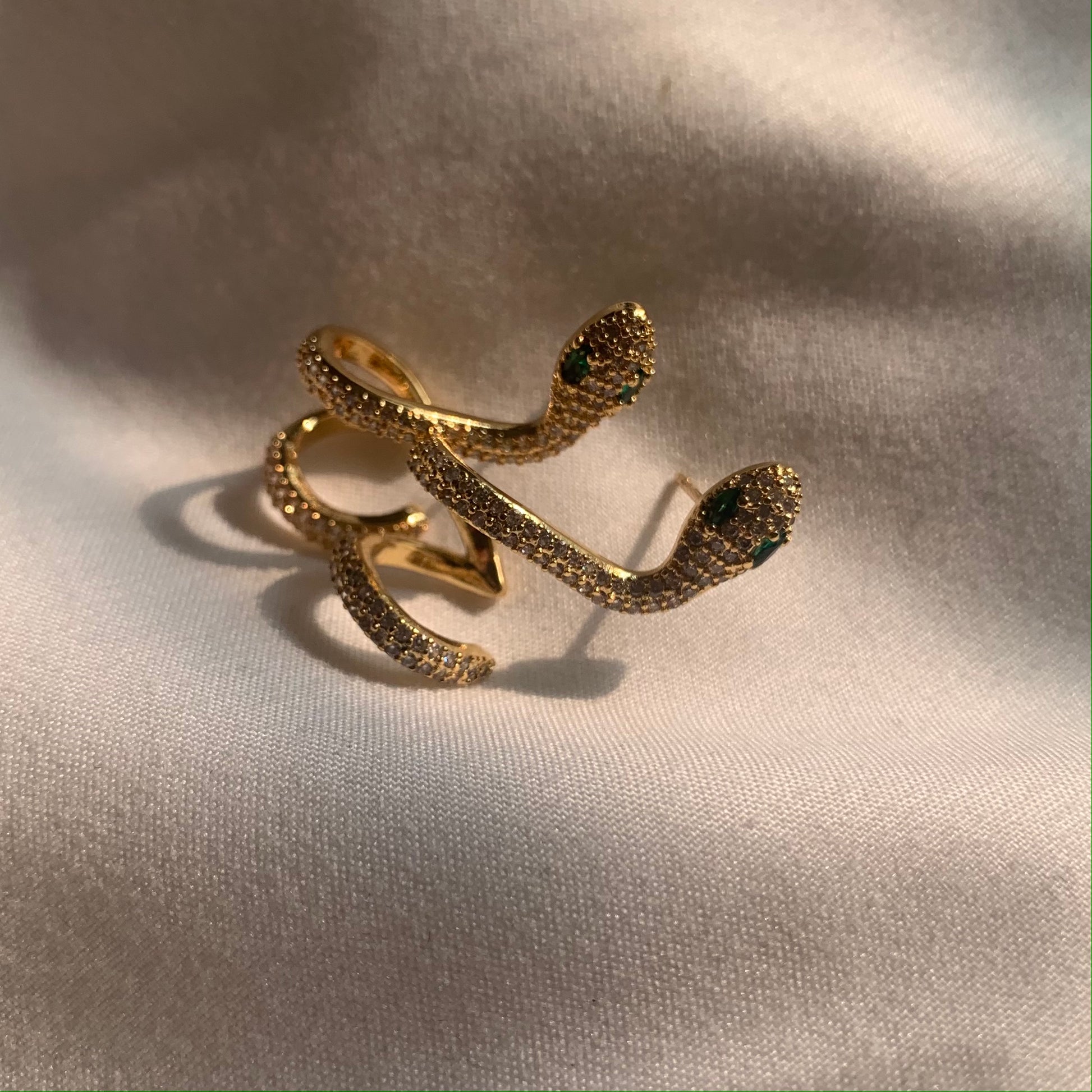 Your Love Is King Snake Studs-Au+ORA